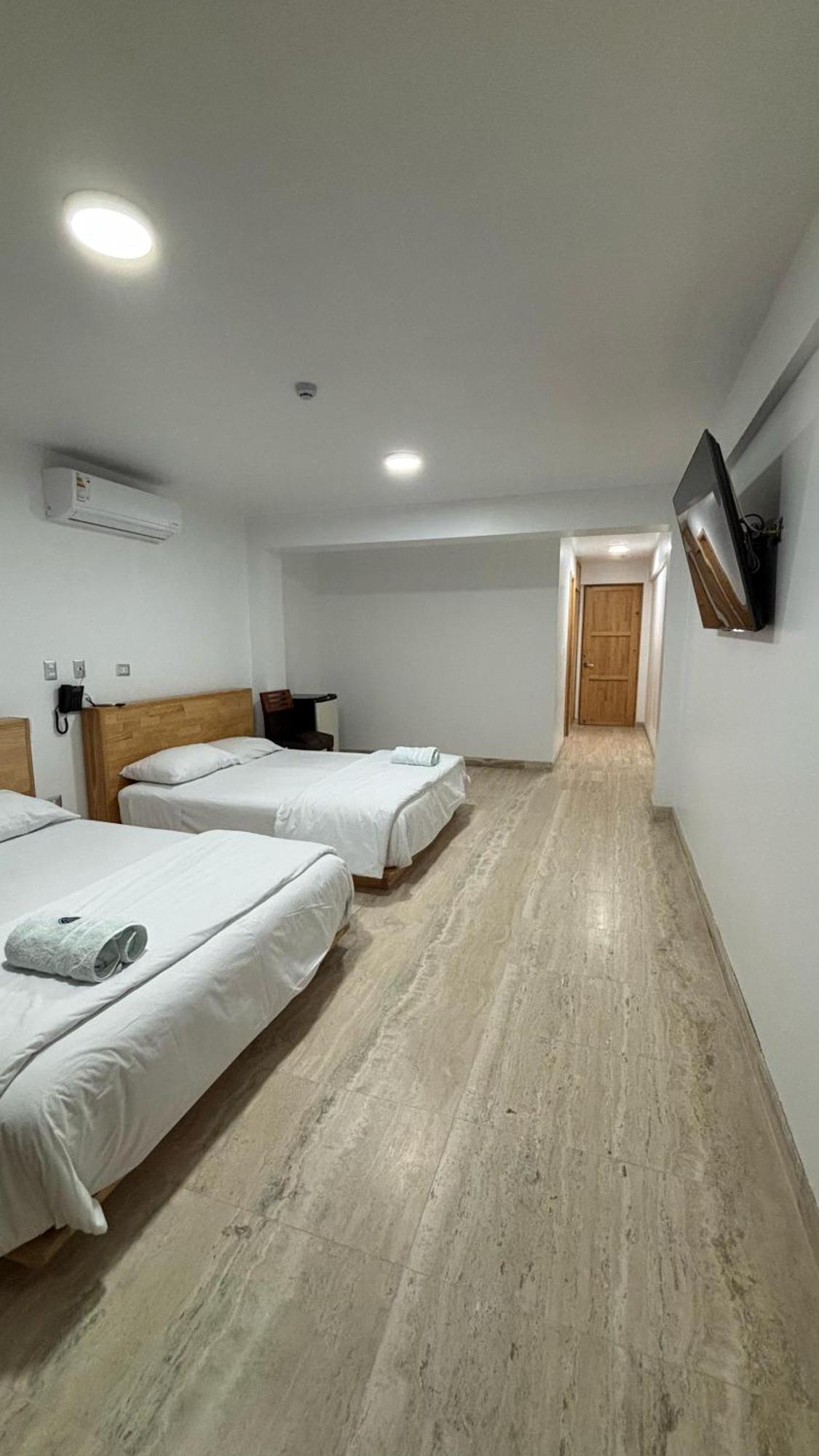 Hospedaje La Angostura Ica Luaran gambar