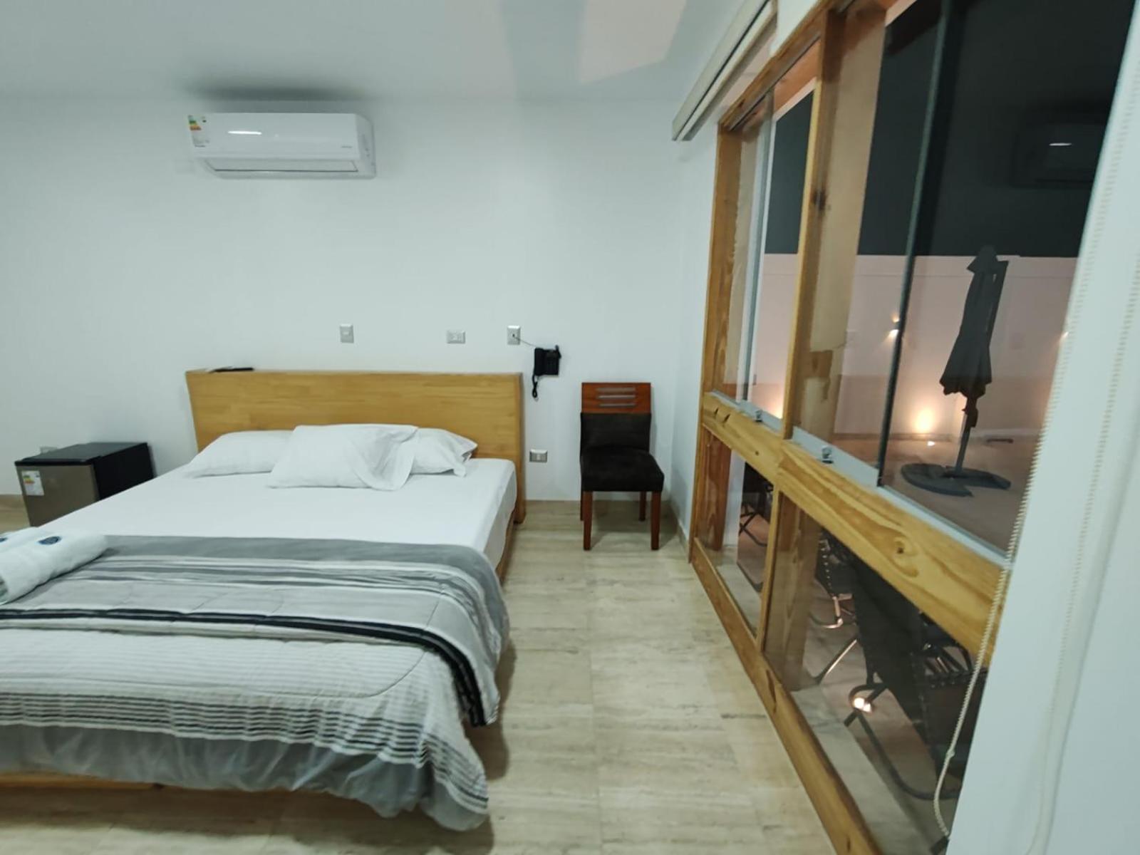 Hospedaje La Angostura Ica Luaran gambar